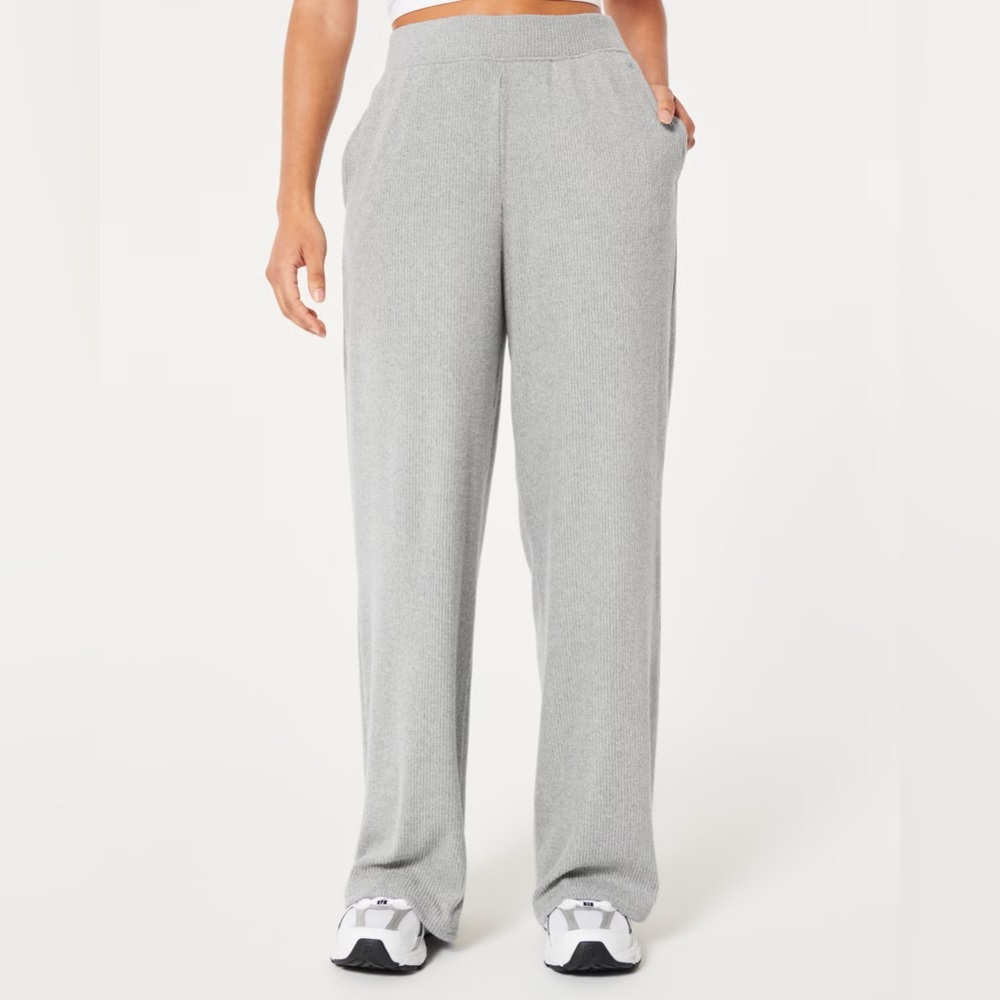 Hollister Cozy Ribbed Wide-Leg Pants - Picture 2 of 7